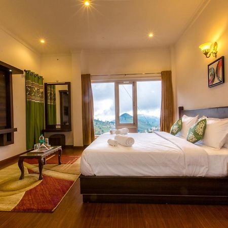 Atrium Grande Hotel Ooty Kültér fotó