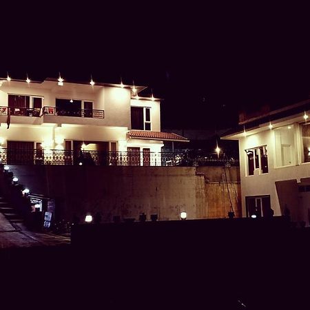Atrium Grande Hotel Ooty Kültér fotó